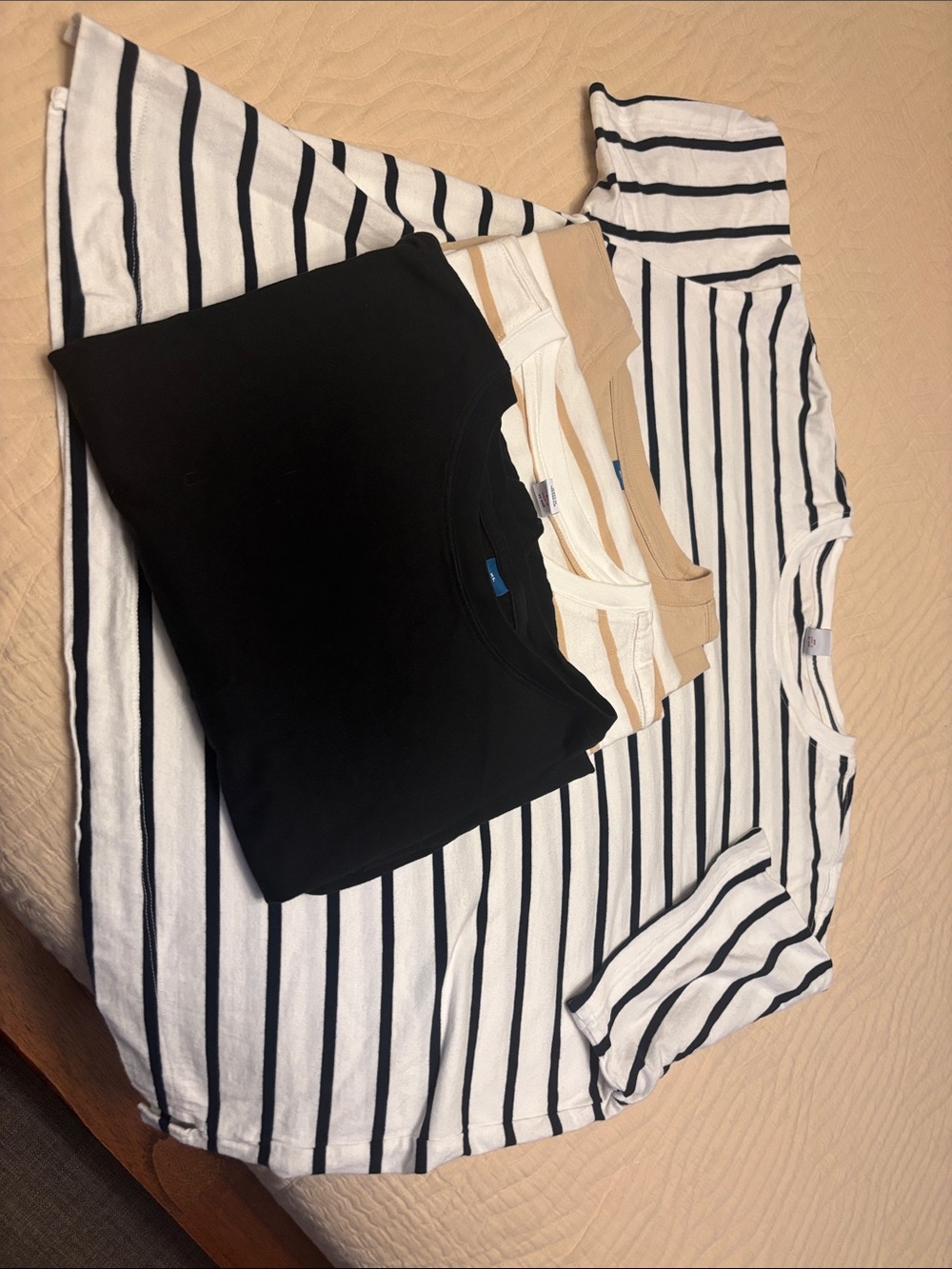 Old Navy White Beige Stripes, white tan strip, Black and tan tee!  All 4